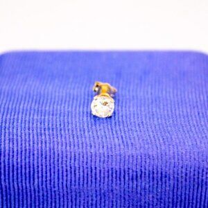 14K Yellow Gold Cubic Zirconia Stud Earring Single One 5mm Signed DRT